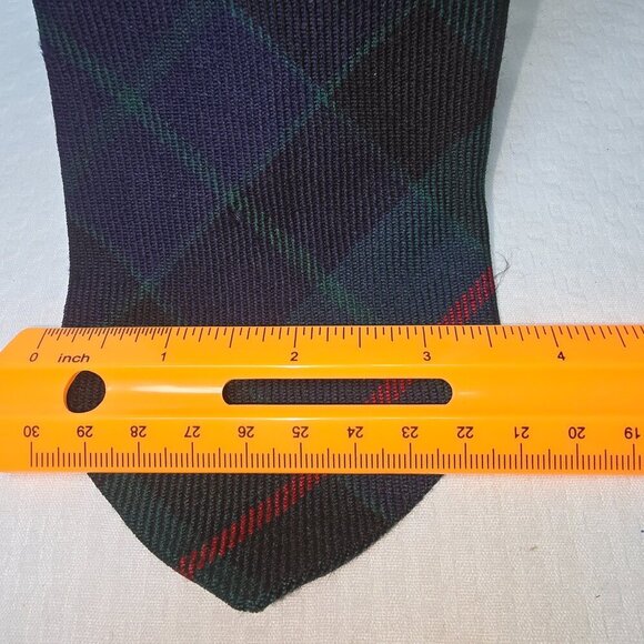LOCHARRON OF SCOTLAND MENS REIVER ARMSTRONG TARTAN WOOL TIE GREEN RED NAVY EUC - Picture 3 of 5